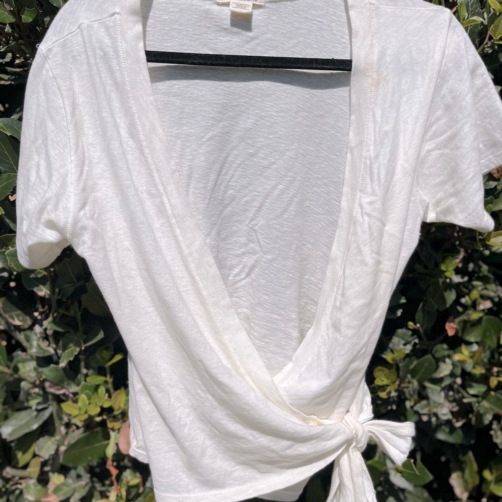 White billabong top